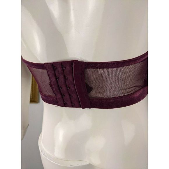 Victoria's Secret Super Sexy Bralette key hole lace halter top size XS purple - Picture 6 of 8